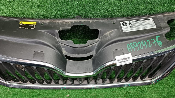 Решетка радиатора Skoda Rapid 1 (2012-2020)