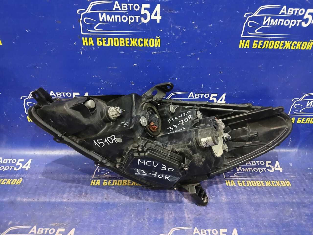 Фара передняя правая TOYOTA WINDOM 2001-2004