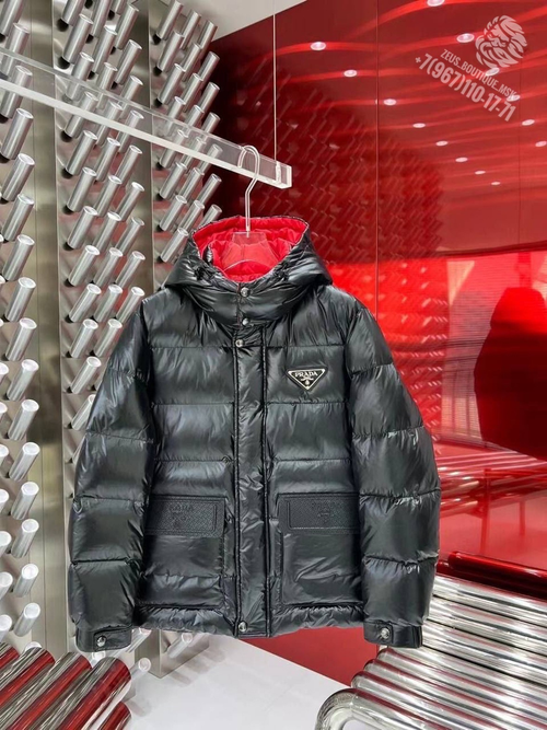 Пуховик Prada