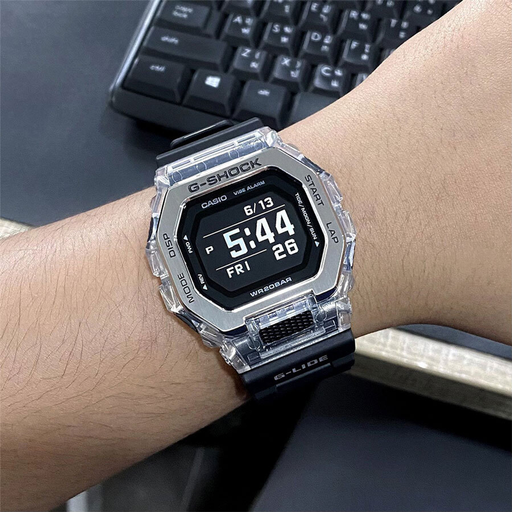 Мужские наручные часы Casio GBX-100S-1
