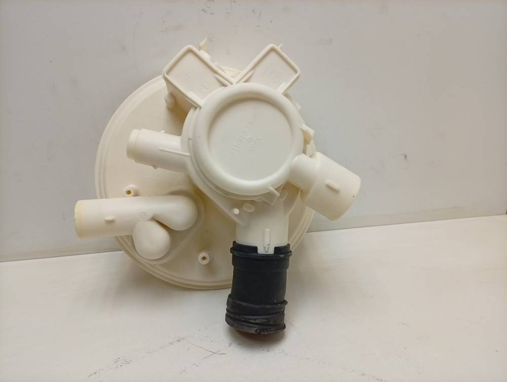 ESL46050 ктп8 Чаша (поддон) насоса посудомоечной машины Electrolux, AEG, Zanussi 11191510 б/у