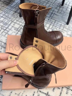 Женские сапоги Miu Miu в коричневом цвете