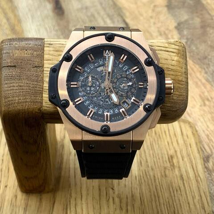 Часы Hublot