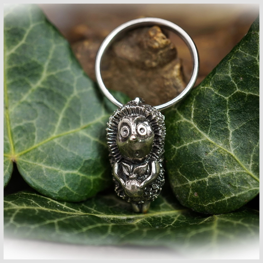 Брелок "Ежик" для ключей , сумок и рюкзаков , мельхиор