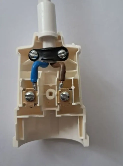 Удлинитель электрический "Доктор Ап" 1 розетка, 3 метра, ПуГВВ 2x2.5 мм, белый, серия "Крепкий Эконом"