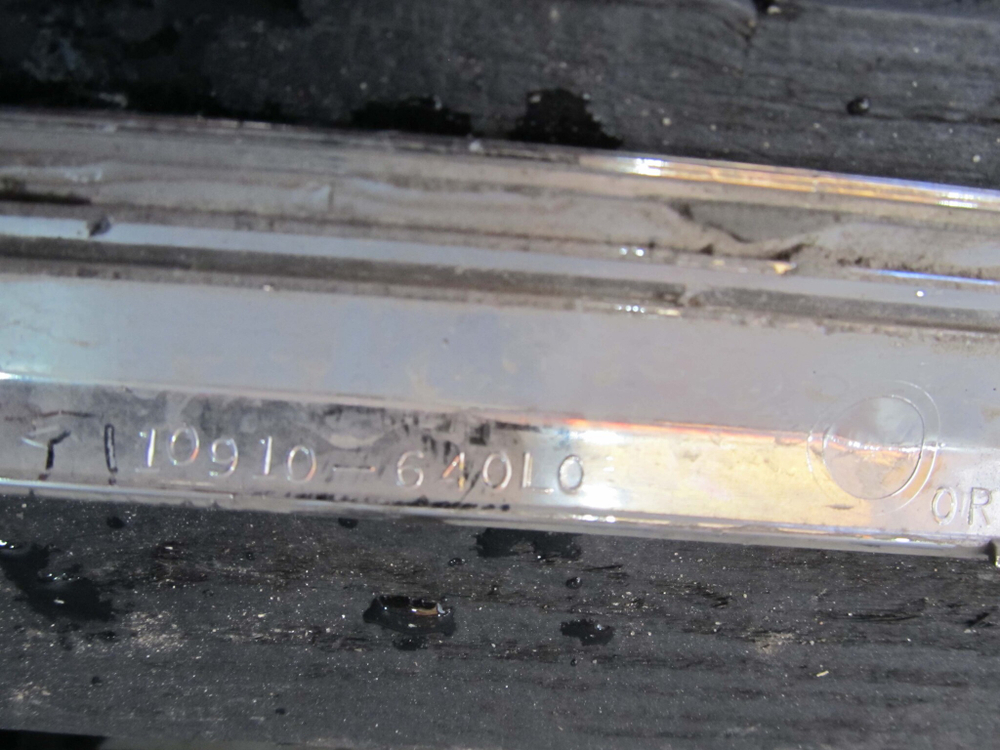 Накладка двери Lexus RX 3 08-15 Б/У Оригинал 10910640L0