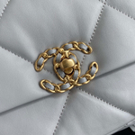 Chanel 19 26 cm