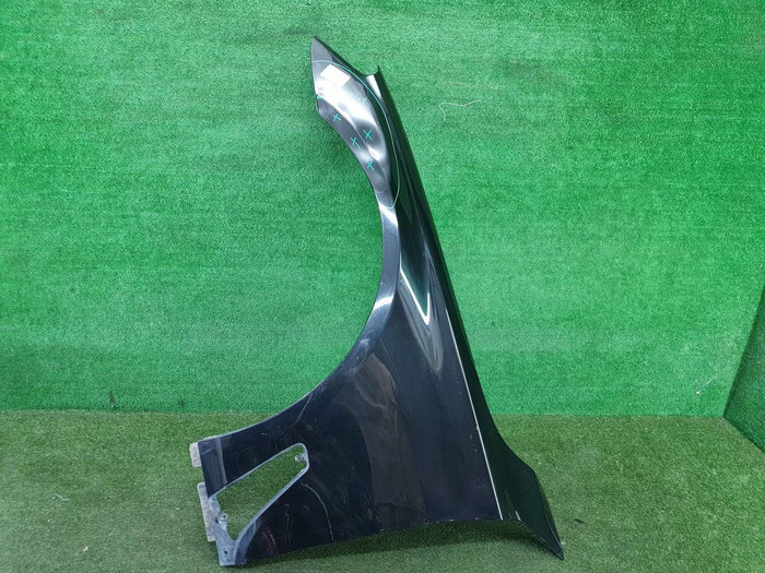 Крыло переднее левое BMW 7er G11 G12 (2015-2019)