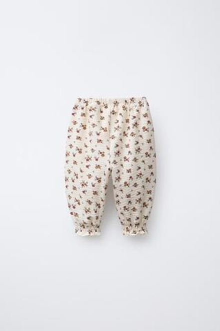 ZARA ЖАТЫЕ БРЮКИ В МЕЛКИЙ ЦВЕТОЧЕК, ЭКРЮ