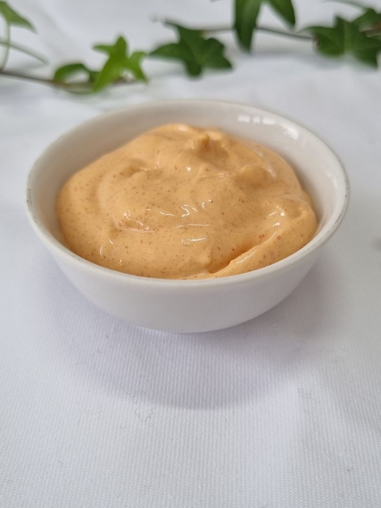 Соус Uni-Eagle Sriracha Mayo Шрирача Майо 430 г