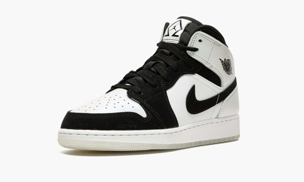 Air Jordan 1 Mid GS "Diamond Shorts"