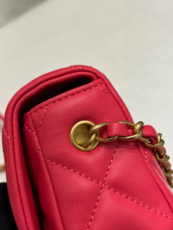 Chane1 Flap Bag 21 cm