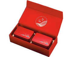 269084 Набор подарочный "Горы", сумка+коробка+2банки по 90мл, размер=34*15*8см, картон/жесть красн.