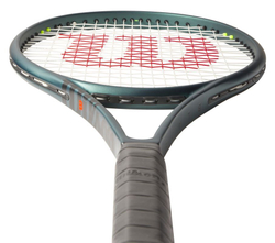 Теннисная ракетка Wilson Blade 100L V9.0 + струны