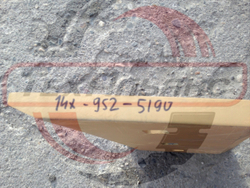 Нож Komatsu D65 средний 14X-952-5190