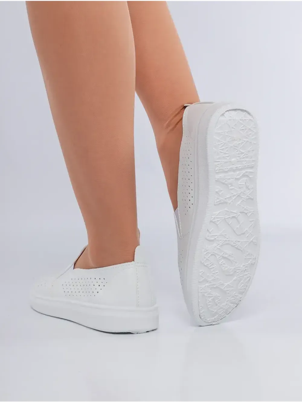 Мокасины летние с перфорацией