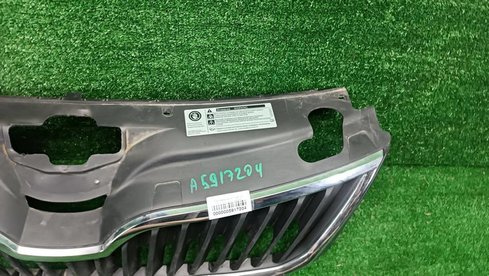 Решетка радиатора Skoda Rapid 1 (2012-2020)