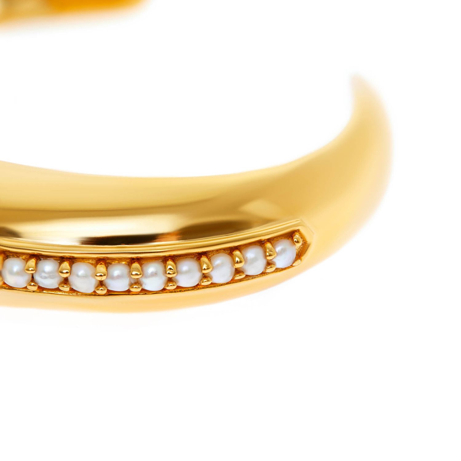 Браслет Dome Pearl Cuff Bracelet