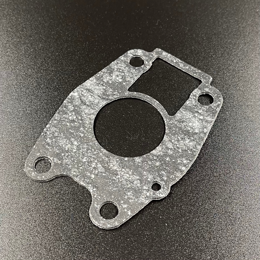 Прокладка под основание помпы охлаждения Yamaha 40Q, 40J (Omax)