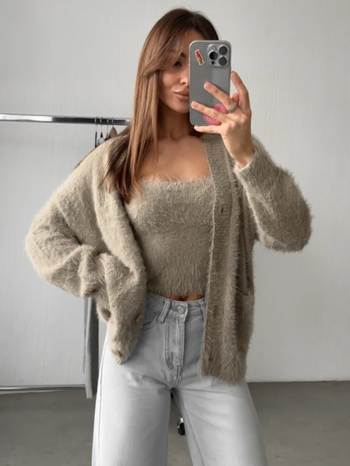 Комплект двойка вязаный, пушистый, топ и короткий кардиган