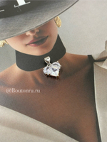 Подвеска в форме сердца в серебристом обрамлении