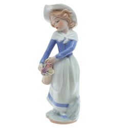GAEM Фигурка декоративная "Девочка", L10 W13,5 H30 см