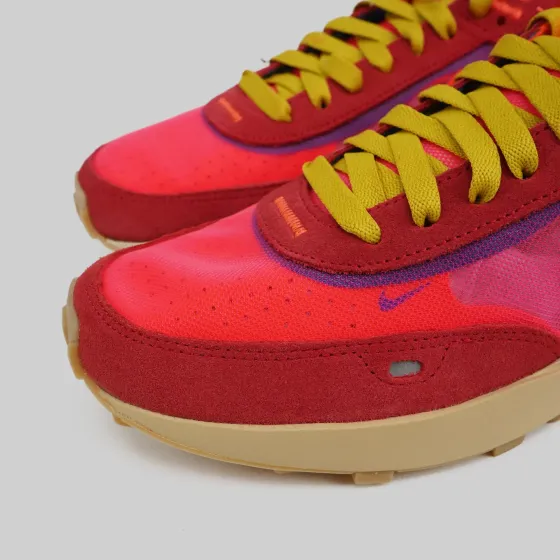 Кроссовки Nike Waffle One 