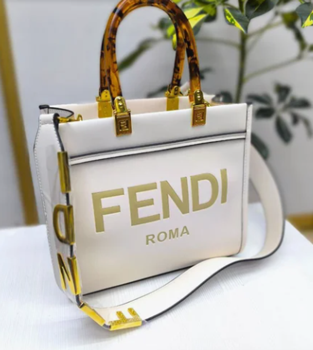 Сумка FENDI стильная