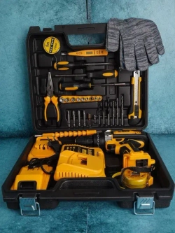 Шуруповерт аккумуляторный с набором инструментов DeWalt 21V 2 АКБ Деволт