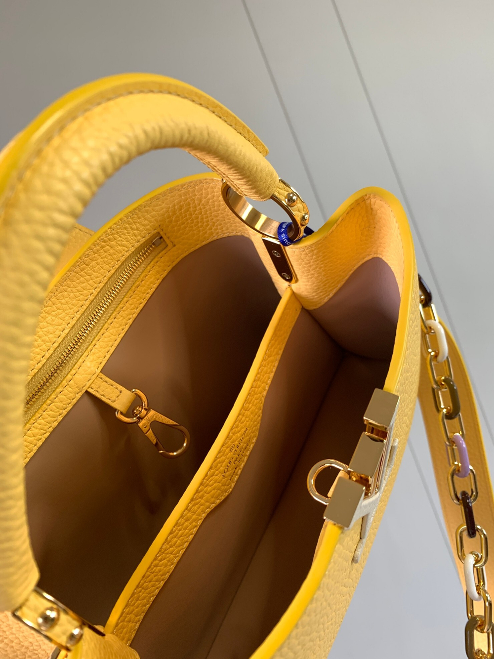 Louis Vuitton Capucines BB