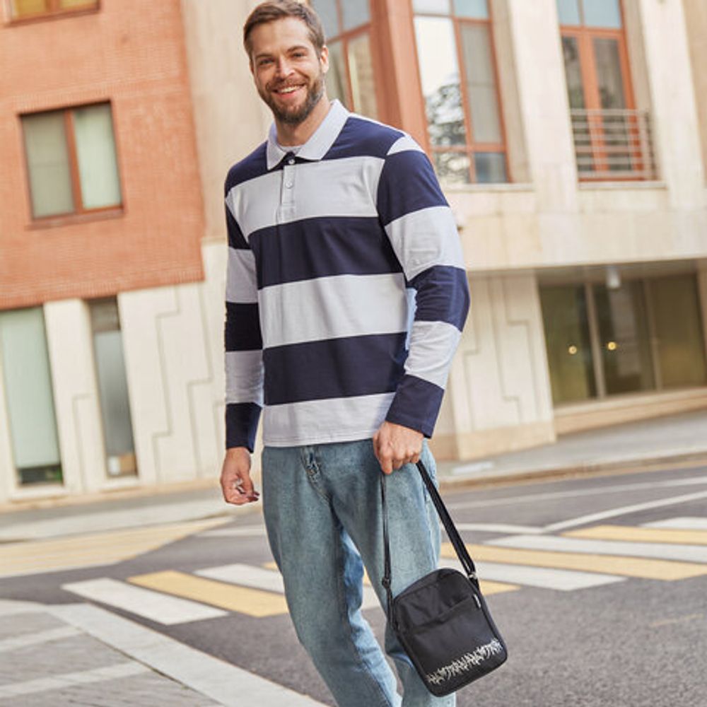 Сумка на плечо BRAUBERG COMPACT с карманом, черная с принтом, 23х17х5 см, 271686