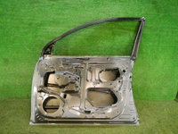 Дверь передняя правая Toyota Avensis 2 Т250 (2003-2009)