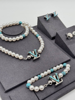 Серьги Louis Vuitton