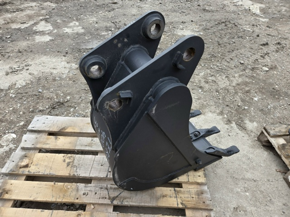 Ковш Terex 860 400 мм 0,1 м3