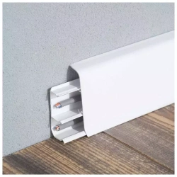 Плинтус напольный ПВХ "Деконика", 001-0 Белый Глянцевый 2200х55х21 мм