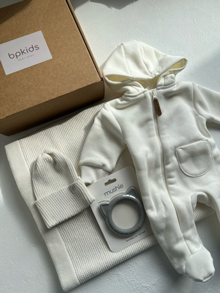 Подарочный бокс молочный