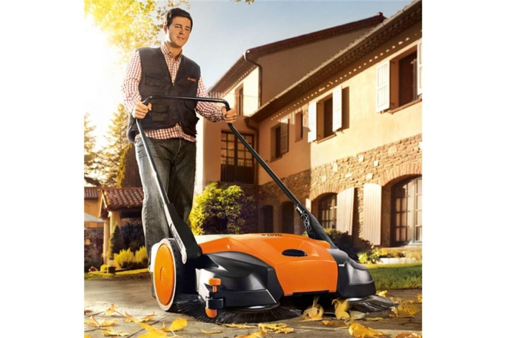 Подметальное устройство STIHL KG 770 50л, 77см, 13кг до 1500м2