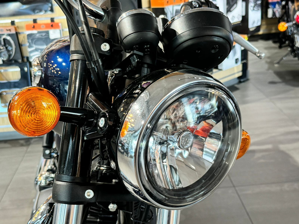 Royal Enfield Meteor 350 Stellar Blue