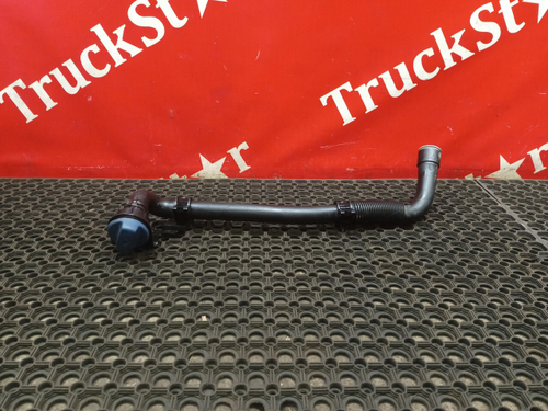 Горловина бачка омывателя 2019г