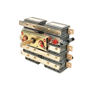 Рубильник с моторным приводом ECMV20003000V Contactplasma 3P. 2000А. I-0-II. привод AC 220-240V