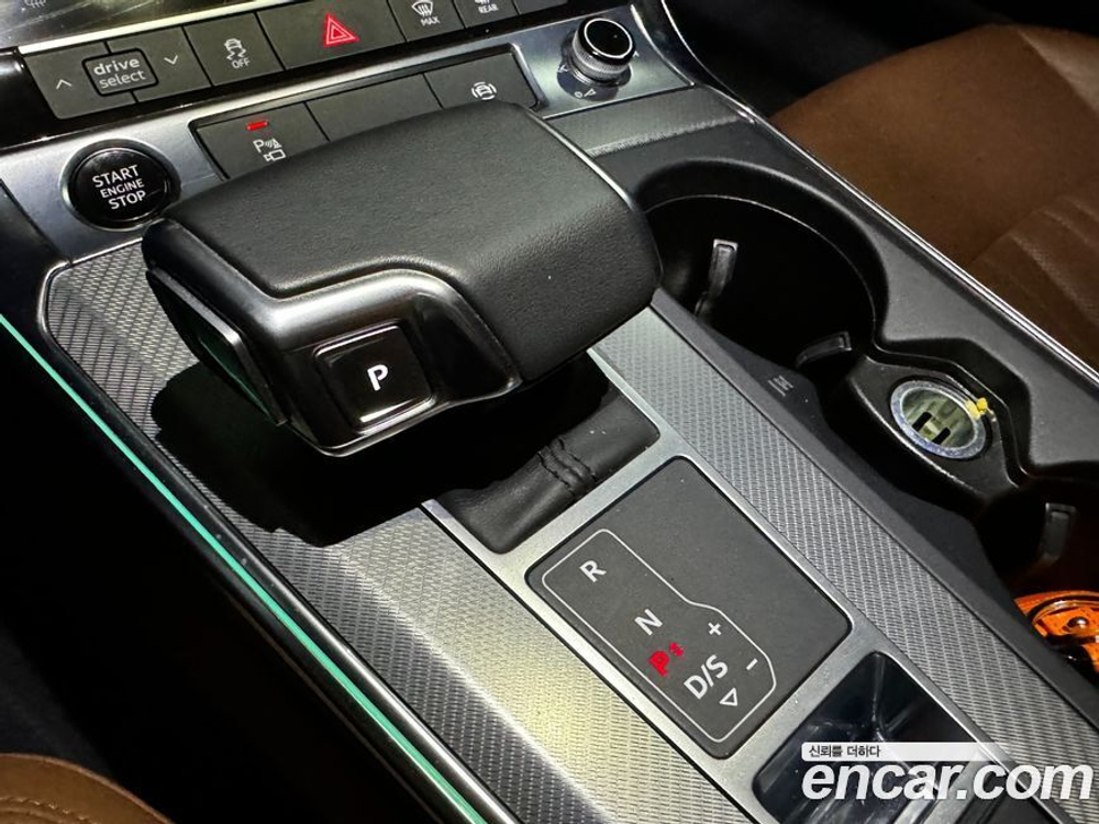 Audi A6 (C8) 45 TFSI (01.2021)