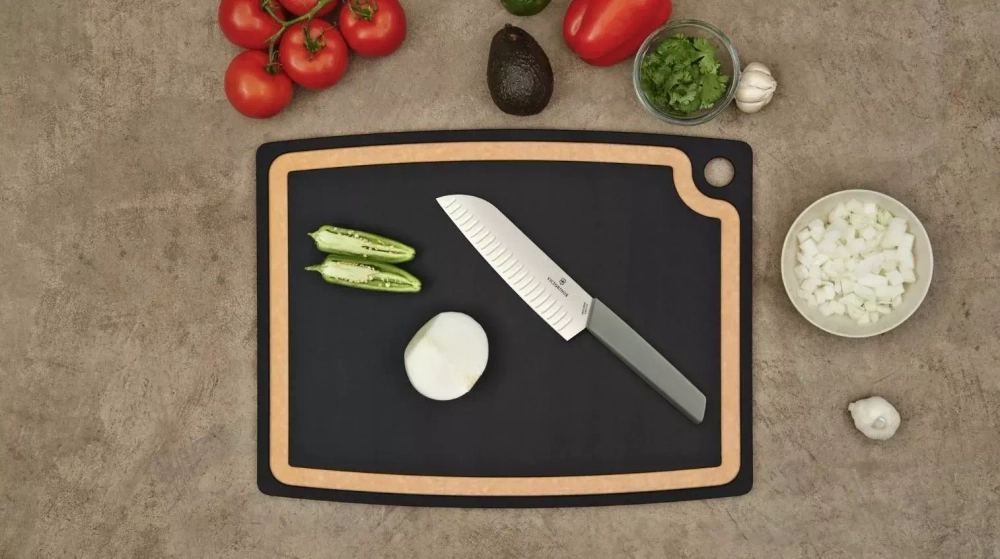 Victorinox - Доска для гурманов 50x38см черная / артикул   7.4130.3  / GTIN 7613329156155