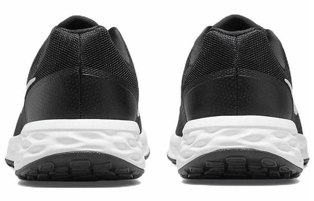 Кроссовки Nike Revolution 6