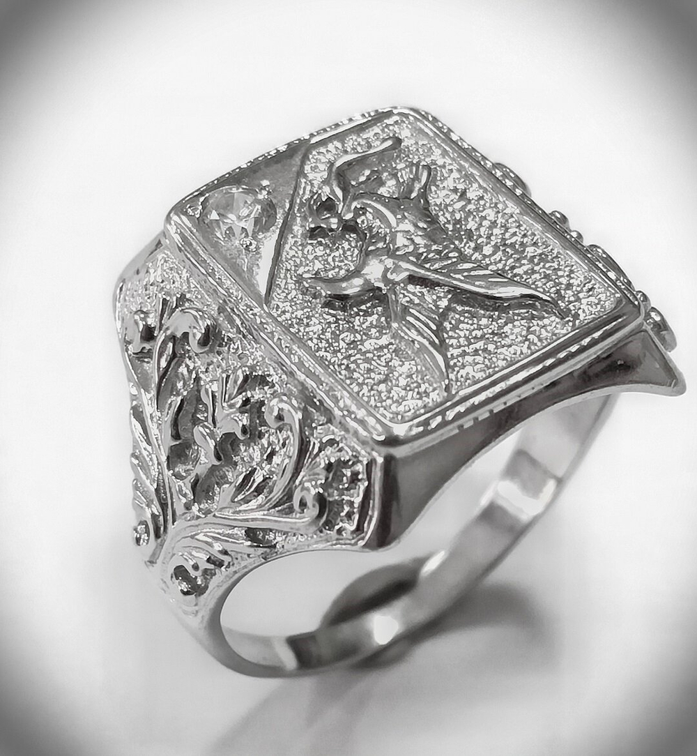 Мужское серебряное кольцо "Печатка Орел" с фианитом