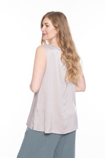 ТОП С V-ОБРАЗНЫМ ВЫРЕЗОМ