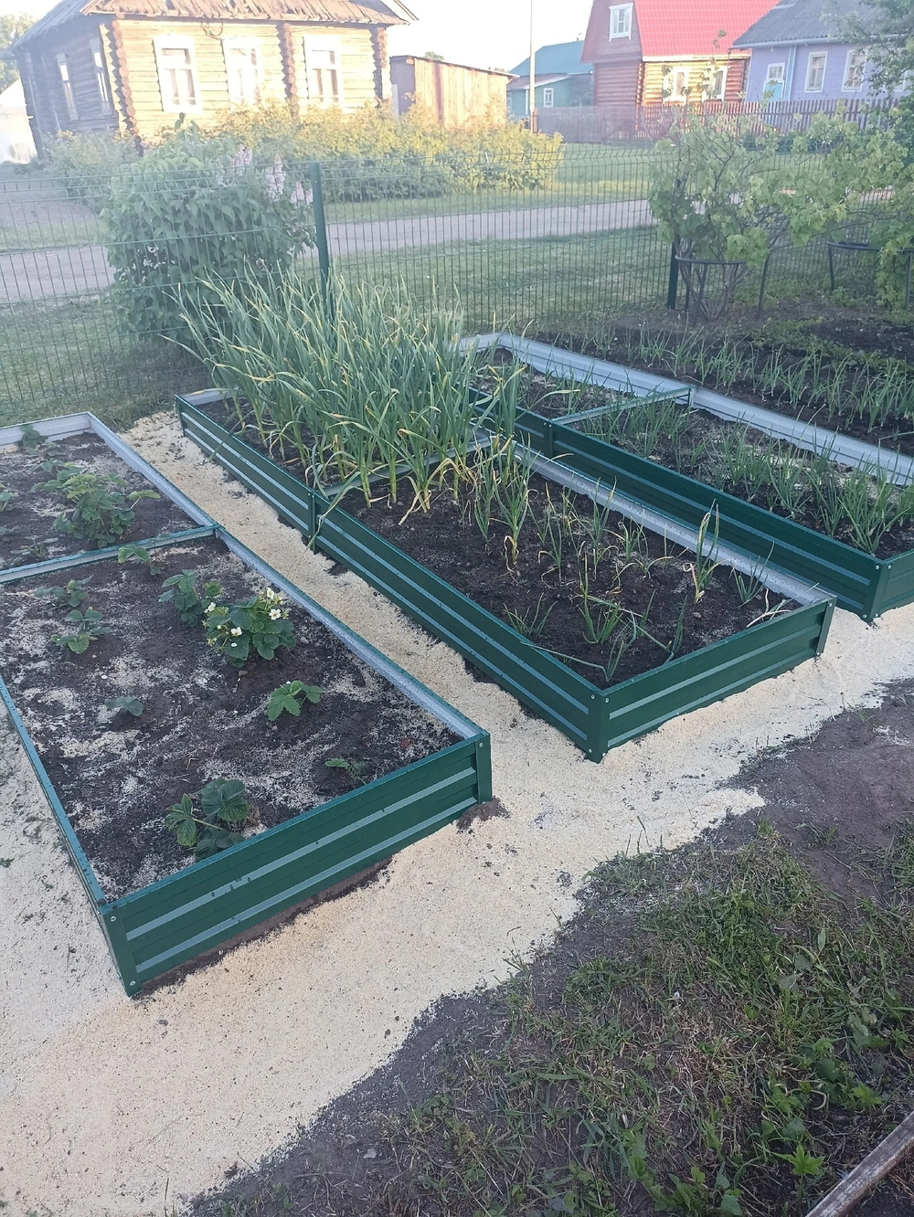 Грядка 1м*3,0м*40см КОРИЧНЕВАЯ