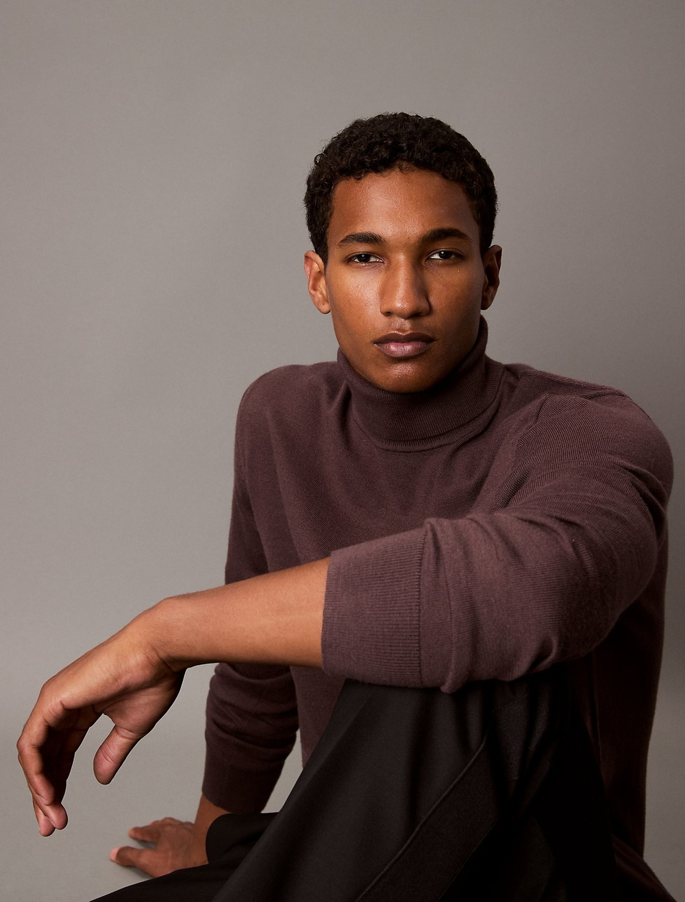 Свитер Calvin Klein Extra Fine Merino Blend Turtleneck Raisin