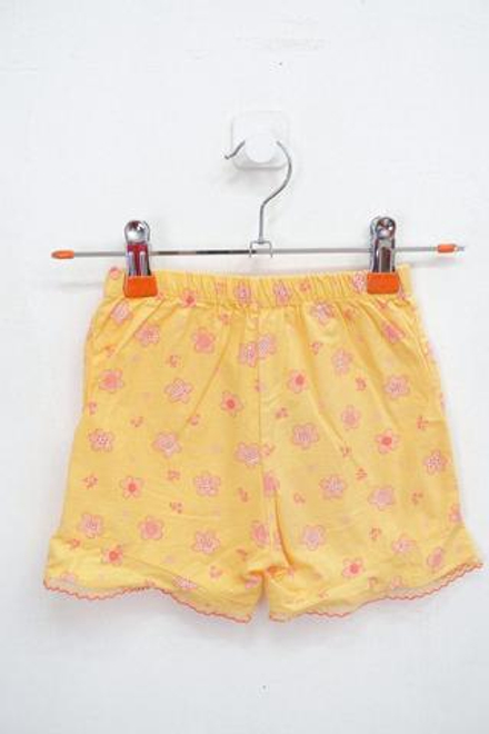 Шорты на резинке на 6 месяцев
