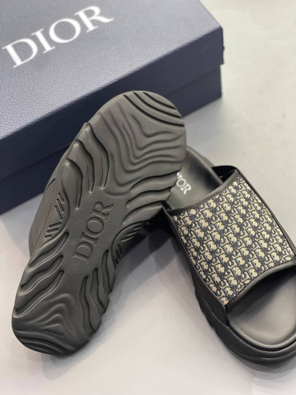 Шлепанцы Christian Dior