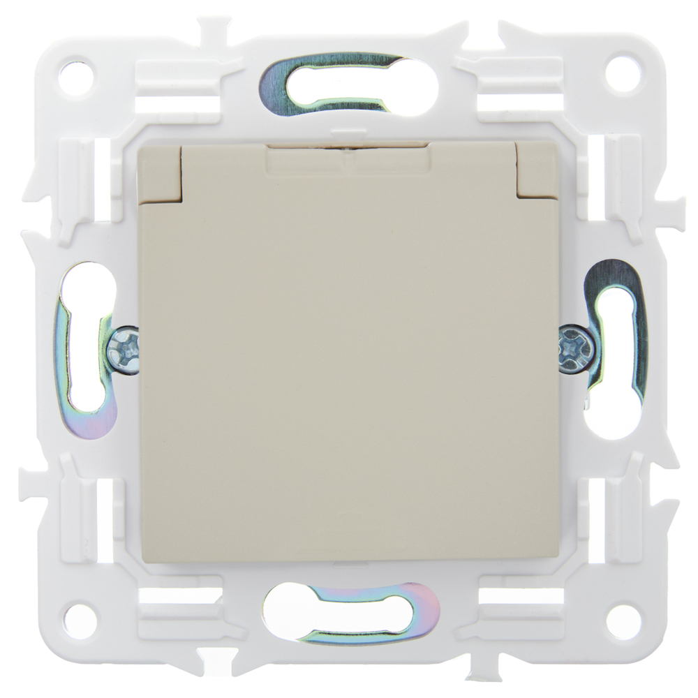 SKANDY Розетка 1-местная с заземлением с защитными шторками и крышкой 16А IP44 SK-R11B бежевый IEK